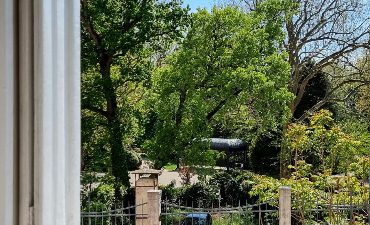 Central Park In Triest Zewnętrze zdjęcie